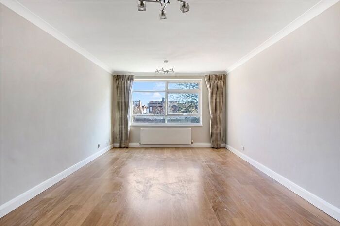 1 Bedroom Flat To Rent In Etchingham Park Road, London, N3