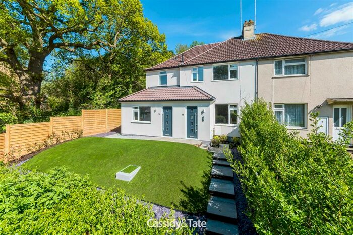 2 Bedroom Apartment To Rent In Dellfield St Albans, AL1