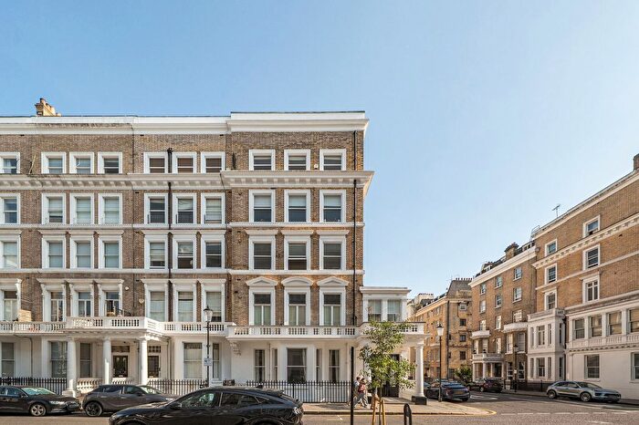 3 Bedroom Maisonette To Rent In Elvaston Place, South Kensington, London, SW7