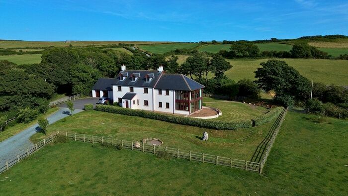 6 Bedroom Detached House For Sale In Roch, Haverfordwest, SA62