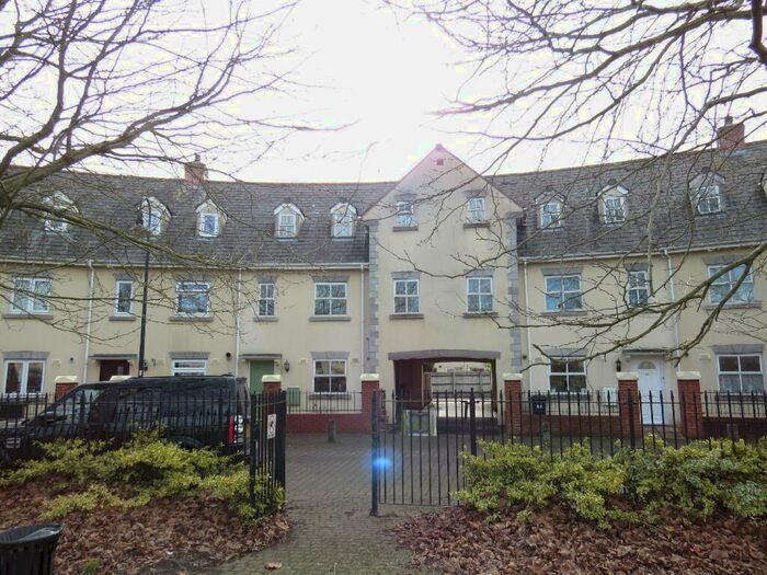 5 Bedroom Terraced House To Rent In Longridge Way, Weston Village, Weston-super-mare, North Somerset, BS24