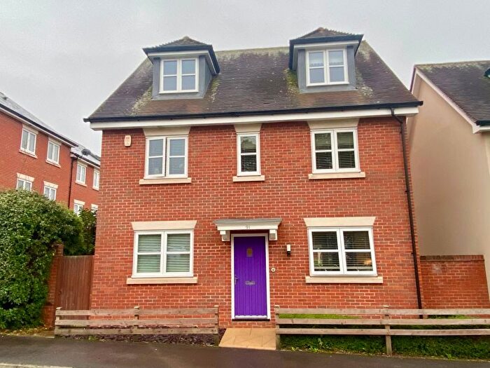 4 Bedroom Detached House For Sale In Knowle Avenue, Knowle, Fareham, PO17