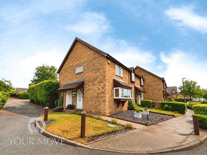 3 Bedroom End Of Terrace House For Sale In Knights Manor Way, Dartford, Kent, DA1