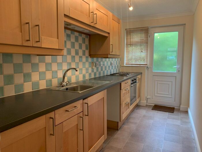 1 Bedroom Flat To Rent In Cotswold Court, Bramcote, NG9