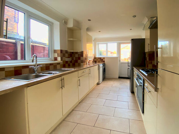 3 Bedroom House To Rent In Denmark Street, Northumberland Park, N17