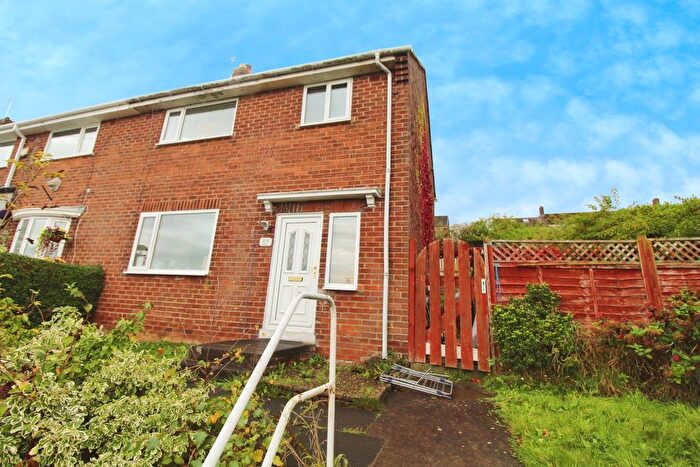 3 Bedroom Semi-detached House For Sale In Cheviot View, Prudhoe, NE42
