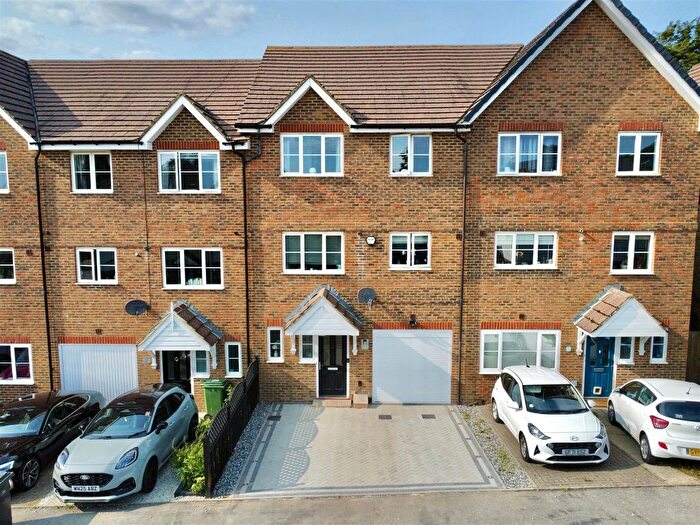 4 Bedroom Terraced House For Sale In Welton Rise, St. Leonards-On-Sea, TN37
