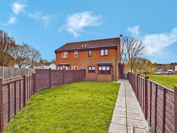 1 Bedroom Property To Rent In Sycamore Close, Watlington, Oxfordshire, OX49