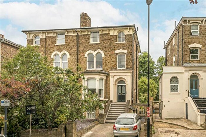 2 Bedroom Flat To Rent In Manor Park, Lee, SE13