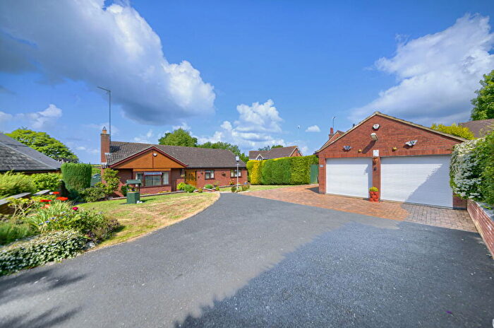 3 Bedroom Detached Bungalow For Sale In Rockingham Paddocks, Kettering, NN16