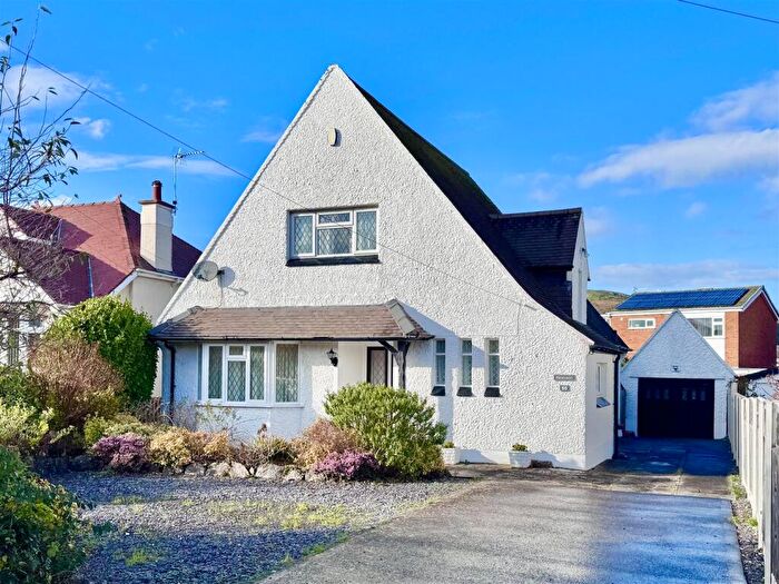 3 Bedroom Detached House For Sale In Glan Y Mor Road, Penrhyn Bay, Llandudno, LL30