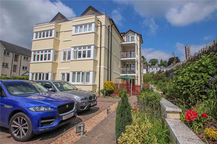 2 Bedroom Apartment For Sale In Tavistock, Devon, PL19