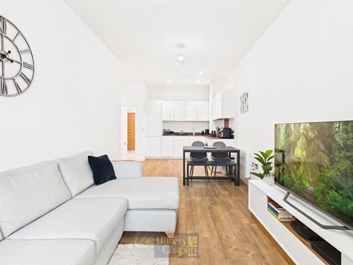 1 Bedroom Apartment For Sale In Eagle Way, Great Warley, Brentwood, Essex, CM13