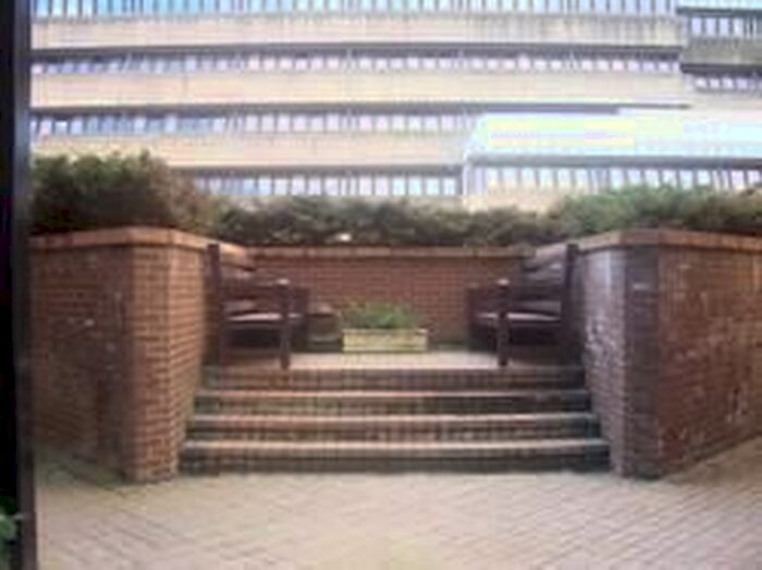 1 Bedroom Flat To Rent In James Watt Street, Glasgow, G2