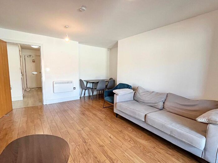 2 Bedroom Flat To Rent In Newhall Street, Birmingham, B3