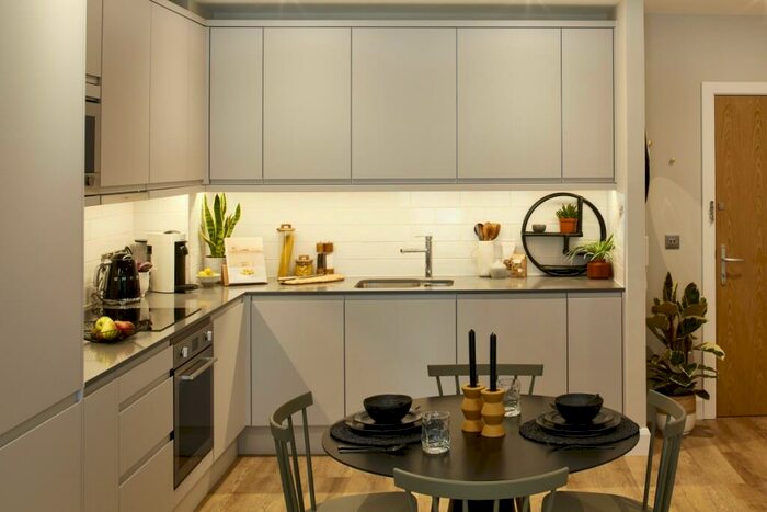 2 Bedroom Apartment To Rent In The Lark, Nine Elms, SW11