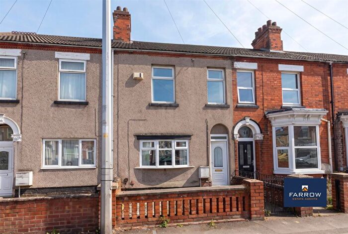 5 Bedroom Terraced House For Sale In Algernon Street, Grimsby, DN32