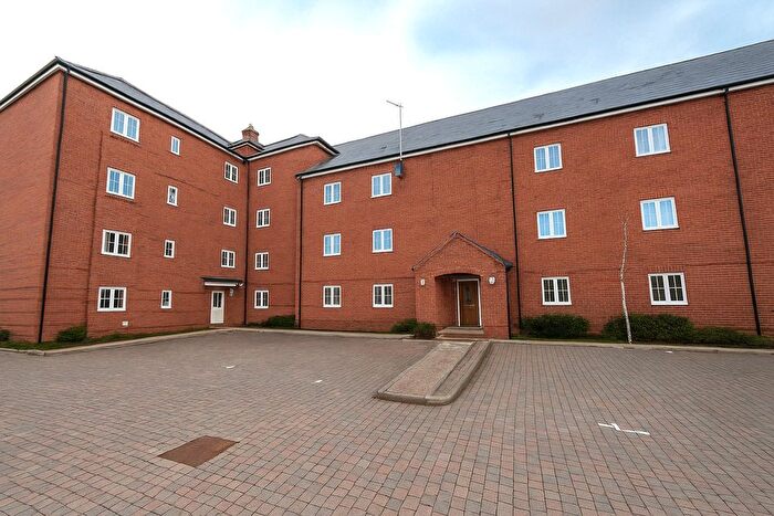 2 Bedroom Flat For Sale In Charteris Close, Wellesley, Aldershot, Hampshire, GU11