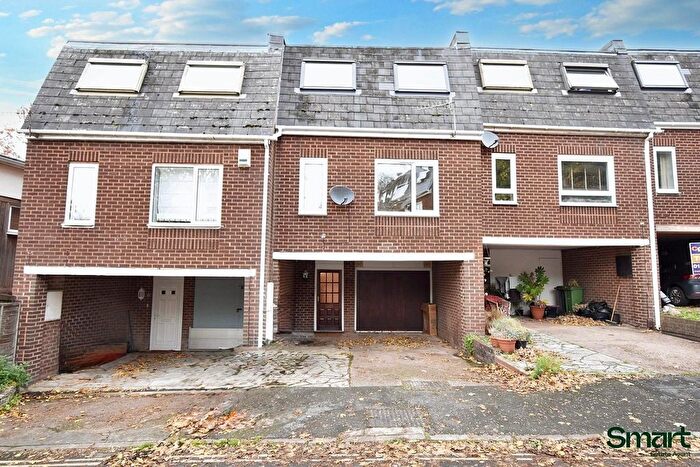 3 Bedroom Terraced House For Sale In Eldertree Gardens, Exeter, EX4