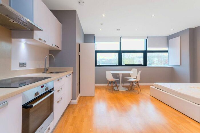 Studio To Rent In Northolt Road, South Harrow, Harrow, HA2