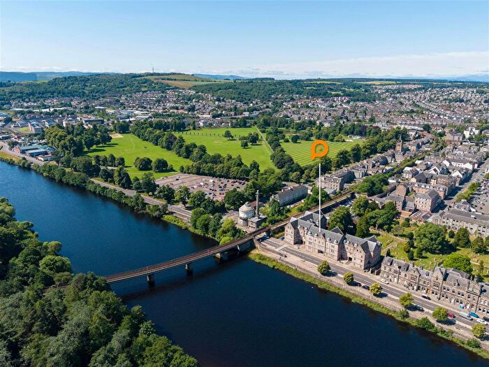 2 Bedroom Flat For Sale In M Tay Street, Perth, PH2