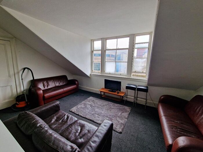 5 Bedroom Flat To Rent In Cambridge Street, Central, Edinburgh, EH1