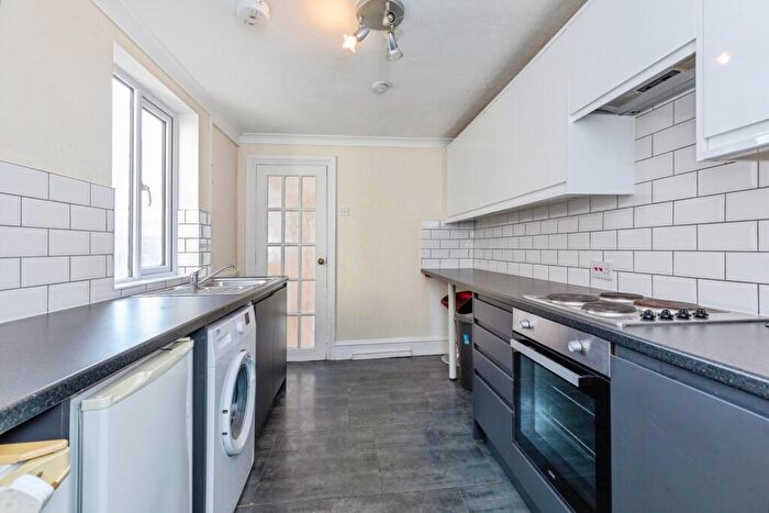3 Bedroom Terraced House For Sale In Milburn Road, Gillingham, Kent, ME7