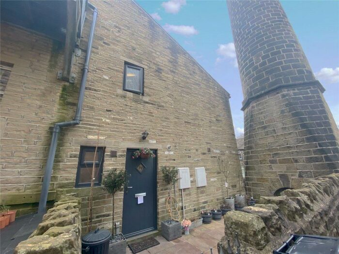 2 Bedroom House To Rent In Lower Town Mills, Oxenhope, Keighley, BD22