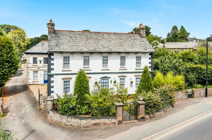 4 Bedroom House For Sale In Victoria Road, Camelford, PL32