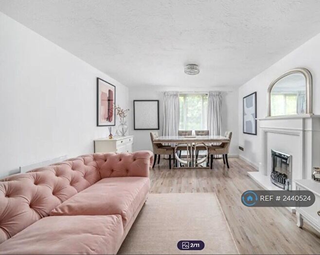 2 Bedroom Flat To Rent In Kilnsey Court, London, N11