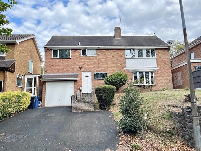 4 Bedroom Detached House For Sale In Wollescote - Springfield Avene, DY9