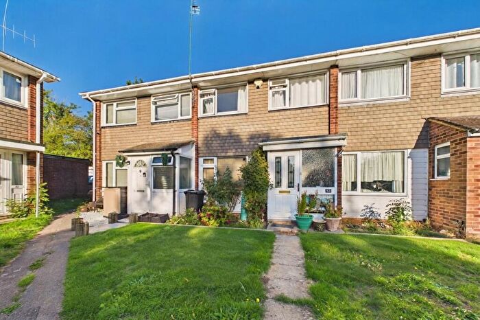 3 Bedroom Terraced House For Sale In Blagrove Drive, Wokingham, Berkshire, RG41