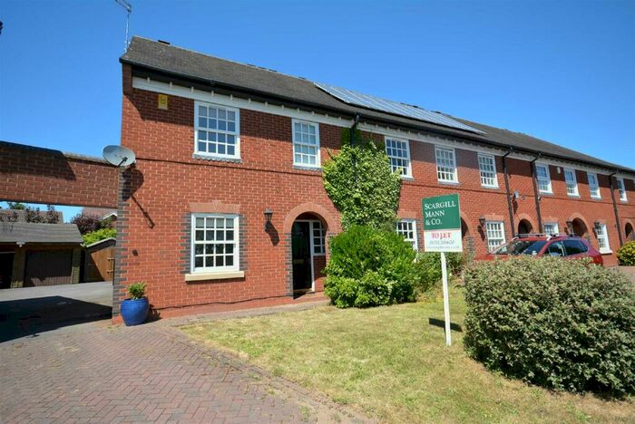 3 Bedroom Semi-Detached House To Rent In Merlin Way, Mickleover, Derby, DE3