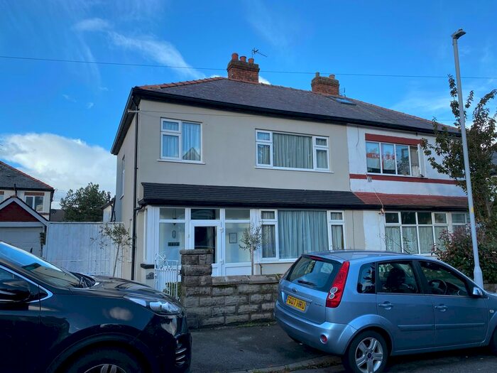 3 Bedroom Property To Rent In Green Lawn, Rock Ferry, Birkenhead CH42