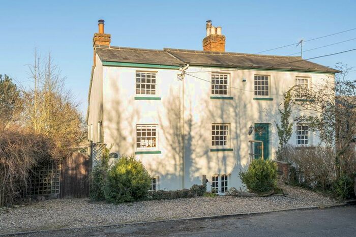4 Bedroom Semi-Detached House For Sale In Hills End, Eversholt, MK17