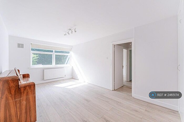2 Bedroom Flat To Rent In Crouch Hall Road, London, N8