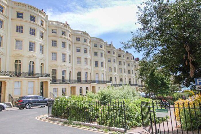 1 Bedroom Apartment To Rent In Brunswick Square, Hove, BN3