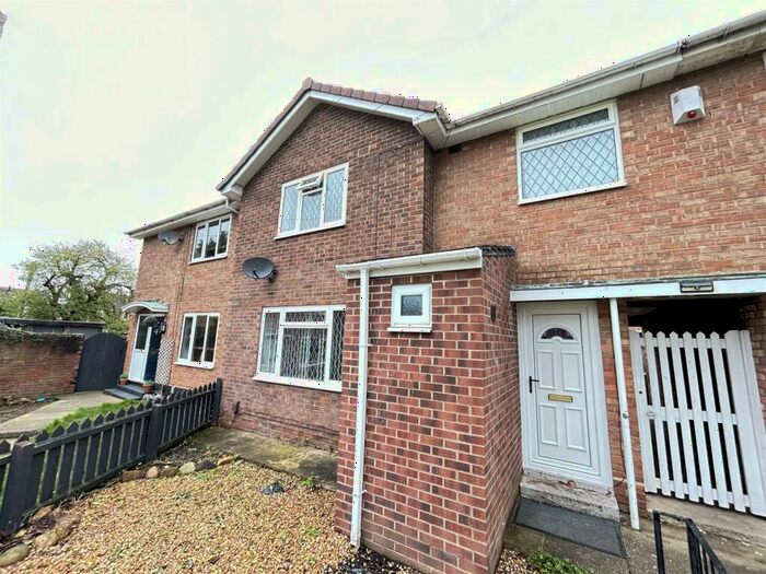 3 Bedroom Semi-Detached House To Rent In Ampleforth Way, Darlington, DL3