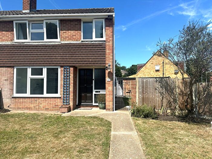 3 Bedroom Semi Detached House To Rent In Westgate Close, Canterbury, CT2