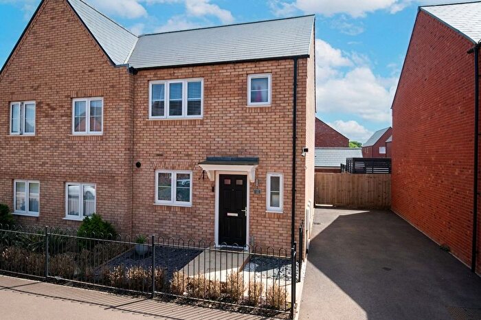 3 Bedroom Property For Sale In Ise Valley Way, Wellingborough, NN8
