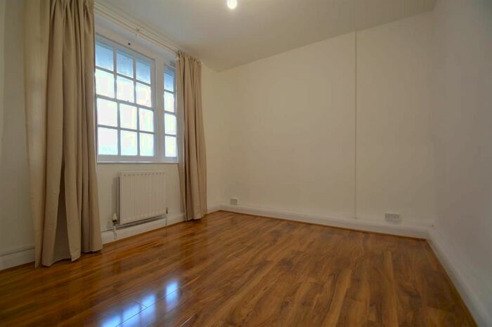 2 Bedroom Flat To Rent In Page Street, Westminster, London, SW1P