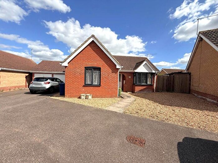 2 Bedroom Detached Bungalow For Sale In Cawood Close, March, Cambs., PE15