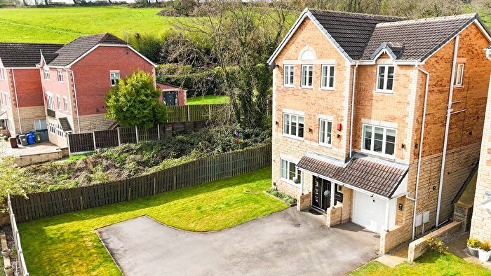 6 Bedroom Detached House For Sale In Moorthorpe View, Owlthorpe, S20