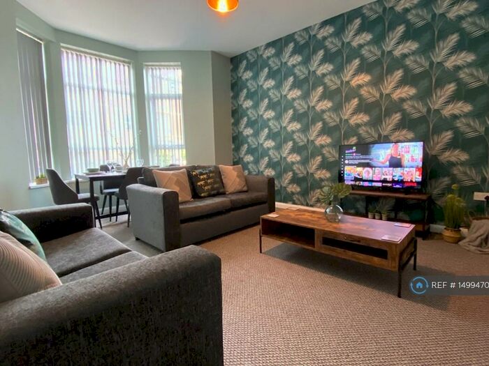 2 Bedroom Flat To Rent In Station Road, Blackpool, FY4