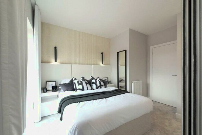 3 Bedroom End Of Terrace House To Rent In Spinney Way, Silkash, Westhoughton, Bolton, Greater Manchester, BL5