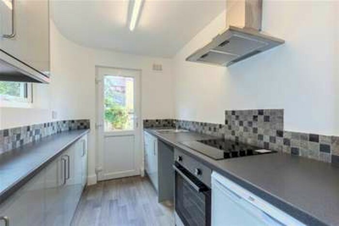 1 Bedroom Flat To Rent In London Road, Cheltenham, GL52