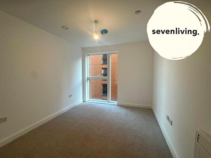 2 Bedroom Apartment To Rent In The Grand Exchange, Market Street, Bracknell, Berkshire, RG12