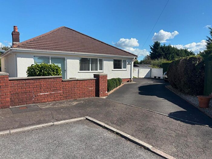 3 Bedroom Detached Bungalow For Sale In Gwscwm Road, Burry Port, SA16