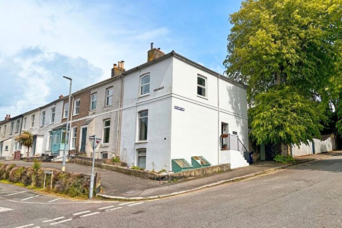 1 Bedroom Flat For Sale In Wellington Terrace, Falmouth, TR11