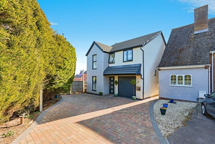 4 Bedroom Detached House For Sale In Brownsfield Road, Lichfield, WS13